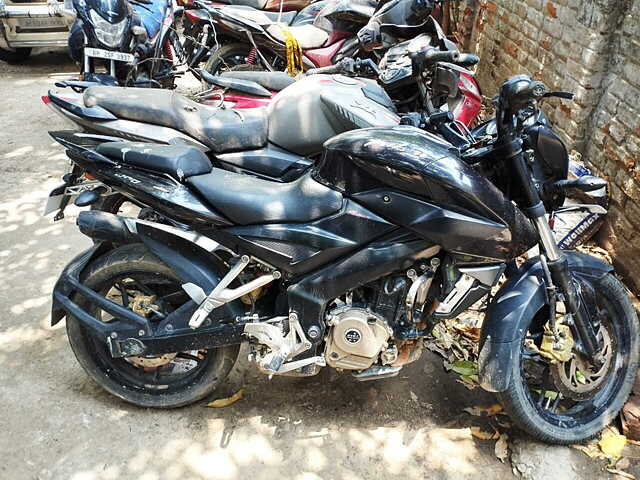 second hand pulsar ns 200