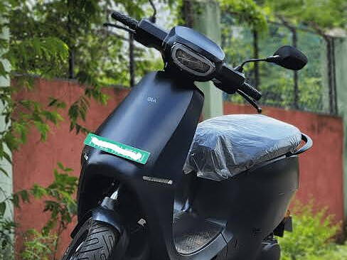 Second hand electric scooty sales price