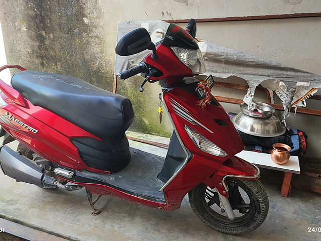 Second hand maestro online scooty price