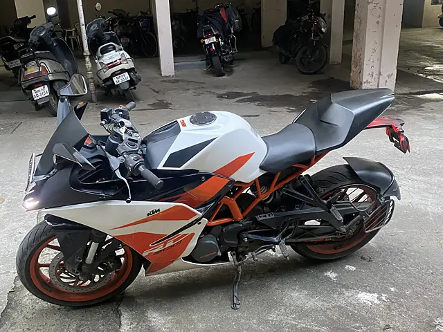 rc 200 second hand