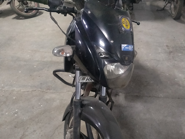 Used 2010 Bajaj Pulsar 150 Standard for sale in Noida BikeWale