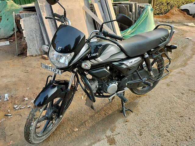 Used 2022 Hero HF Deluxe Self Alloy IBS for sale in Noida BikeWale