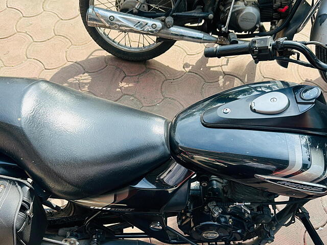 Used 2018 Bajaj Avenger Street 180 Standard for sale in Indore