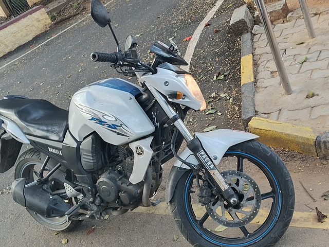 Used 2012 Yamaha FZ S V 2.0 Standard for sale in Bangalore BikeWale