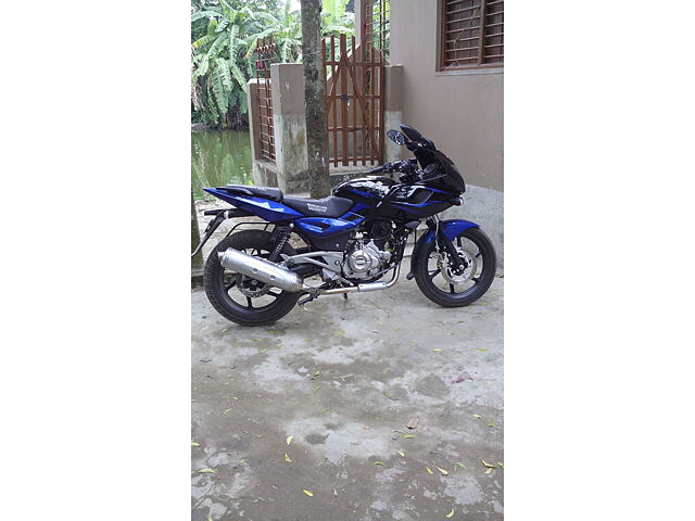 Used pulsar discount 220 for sale