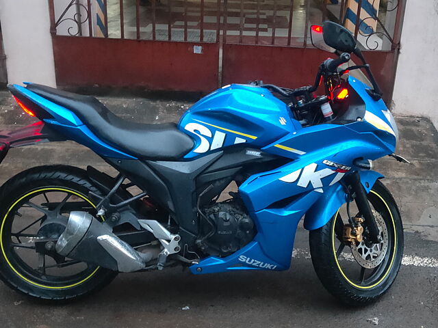 second hand suzuki gixxer sf 150