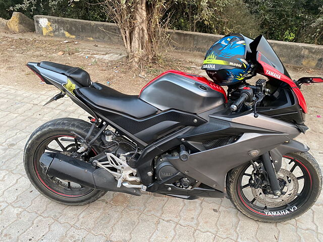 Yamaha r15 deals v3 second hand