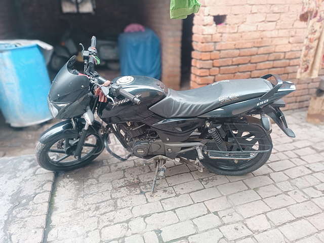 Second hand discount bajaj pulsar 150