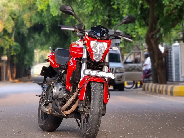 2nd hand benelli online tnt 300