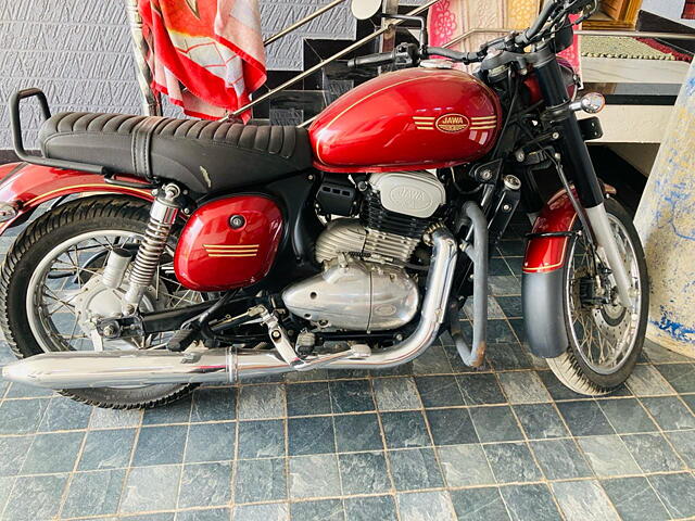 Second Hand Jawa 42 Single Channel ABS - BS VI in Beed