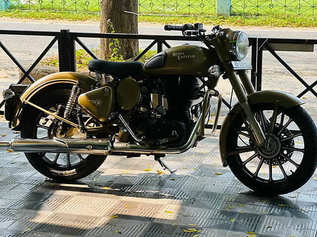 Second Hand Royal Enfield Classic Desert Storm Single Disc in Kalyani