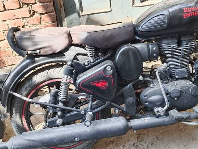 Second Hand Royal Enfield Classic 350 [2020] Chrome and Stealth - BS VI in Farrukhabad