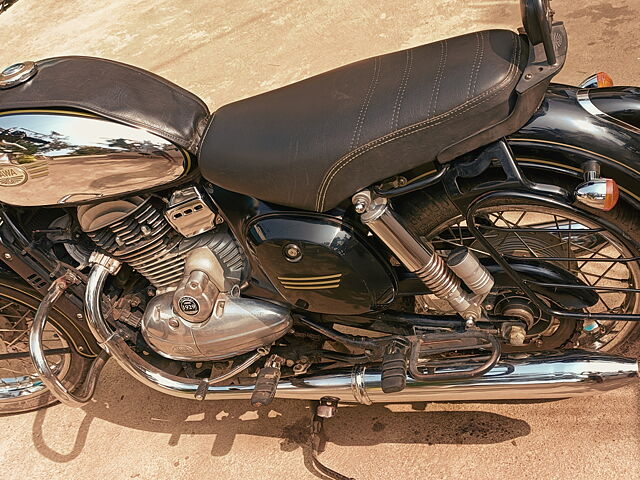 Second Hand Jawa Standard Dual Channel ABS - BS VI in Haveri