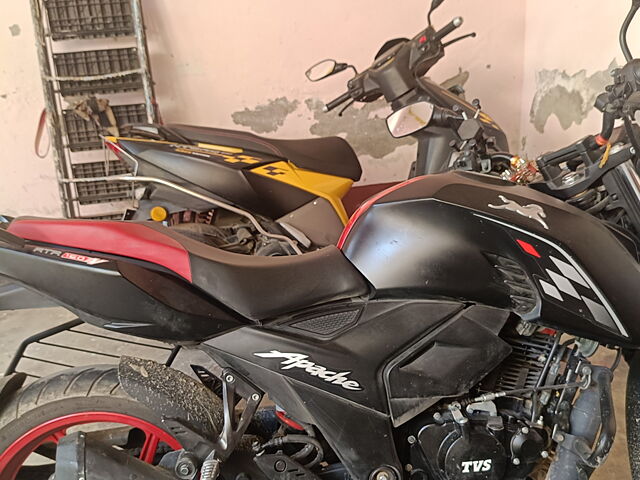 Second Hand TVS Apache RTR 160 4V Special Edition in Gonda