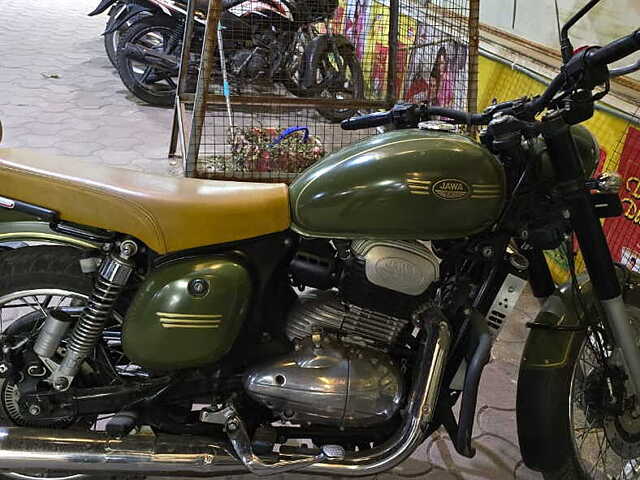 Second Hand Jawa 42 Dual Channel ABS - BS IV in Itarsi
