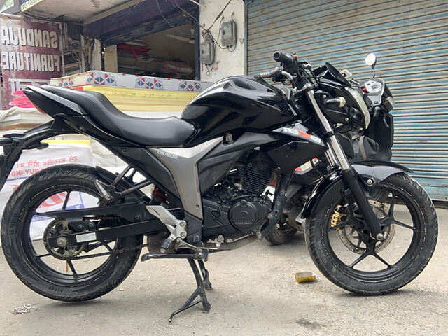 Second Hand Suzuki Gixxer Ride Connect in Karnal