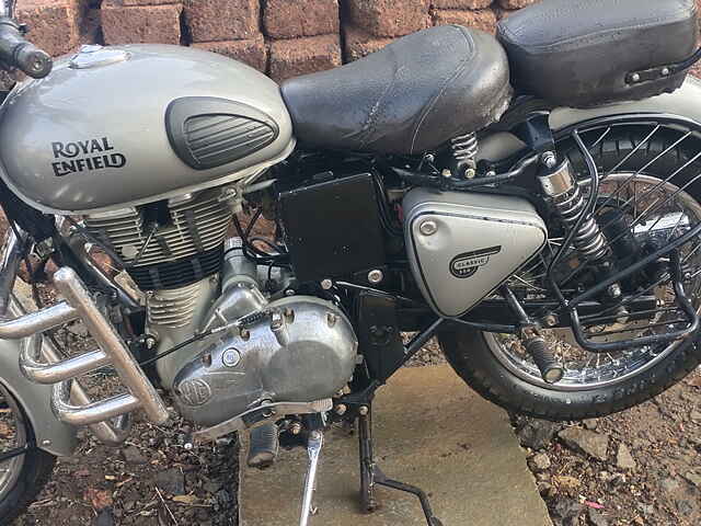 Second Hand Royal Enfield Classic 350 Classic Chrome - Dual Channel ABS in Bidar