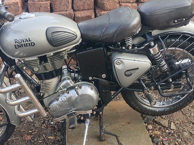 Second Hand Royal Enfield Classic 350 Classic Chrome - Dual Channel ABS in Bidar