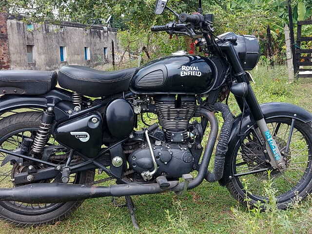 Second Hand Royal Enfield Classic Stealth Black ABS in Navi Mumbai