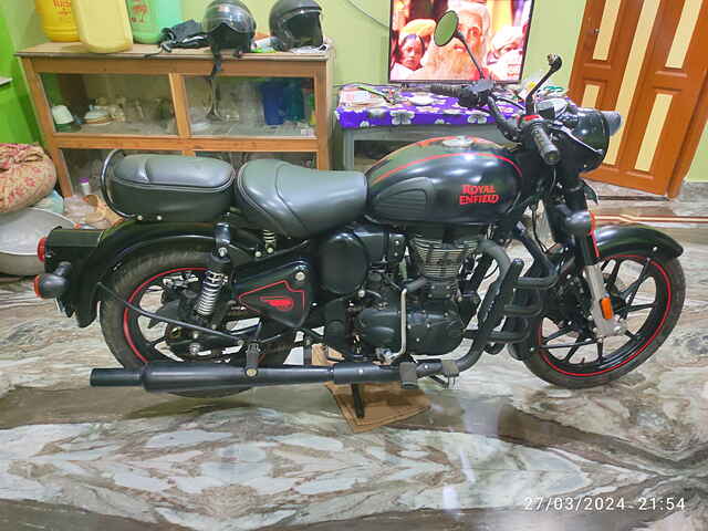 Second Hand Royal Enfield Classic 350 [2020] Chrome and Stealth - BS VI in Tamluk