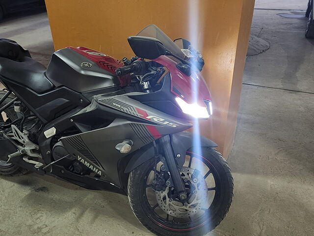 Second Hand Yamaha YZF R15 V3 Metallic Red - BS VI in Ghaziabad