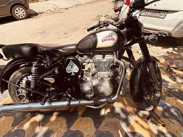 Second Hand Royal Enfield Classic 350 Classic Signals - Dual Channel ABS in Faridabad