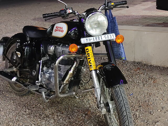 Second Hand Royal Enfield Classic 350 Classic Dark - Dual Channel ABS in Virar