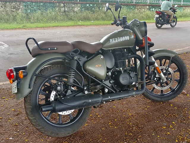 Second Hand Royal Enfield Classic Signals ABS in Bhilai