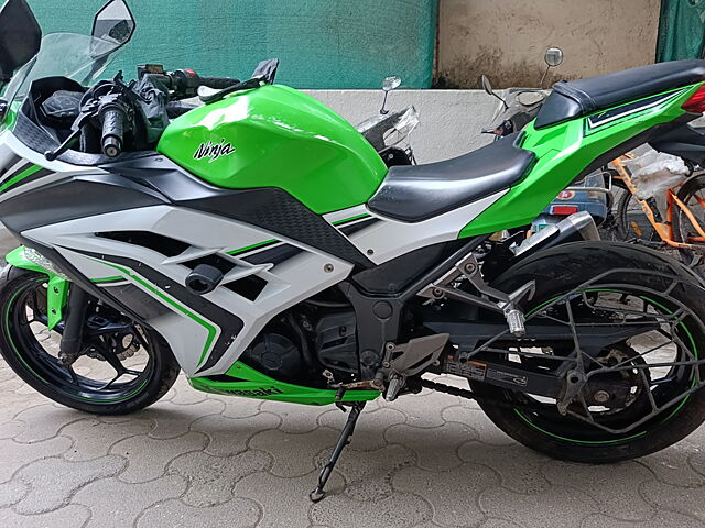 Second Hand Kawasaki Ninja 300 Standard in Thane