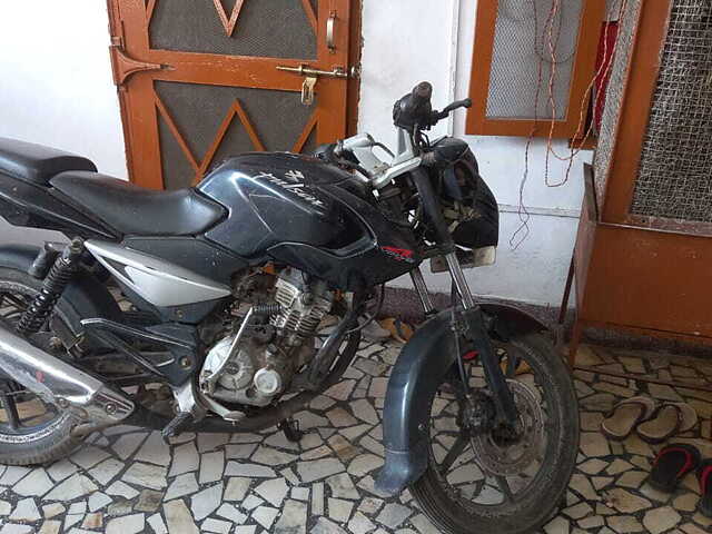 Second Hand Bajaj Pulsar 135 LS Standard in Kanpur