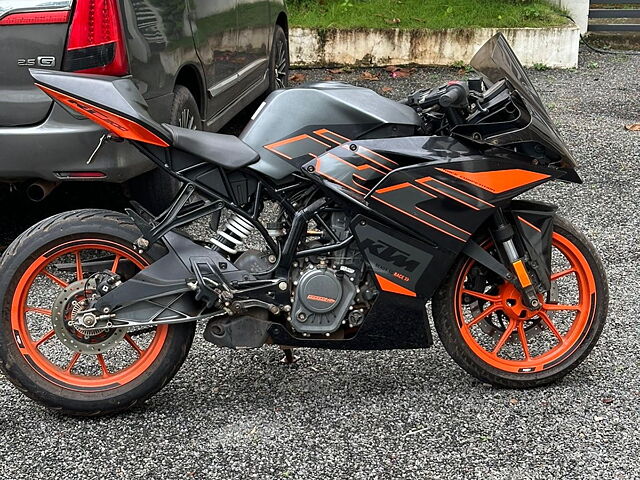 Second Hand KTM RC 200 Standard in Kasaragod