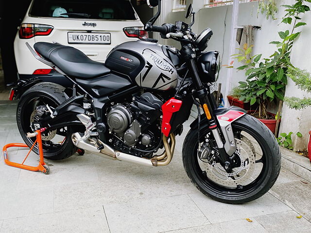 Second Hand Triumph Trident 660 Standard in Dehradun