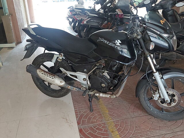 Second Hand Bajaj Pulsar 180 Bikini Fairing in Bhilai