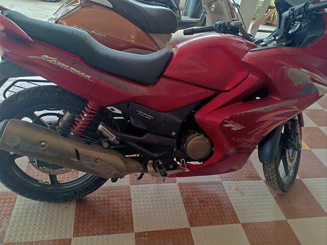 Second Hand Hero [2014] Karizma ZMR Standard in Tirupati