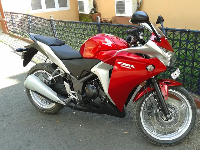 Used 2012 Honda CBR250R ABS for sale in Sibsagar at Rs.1 00 000 BikeWale