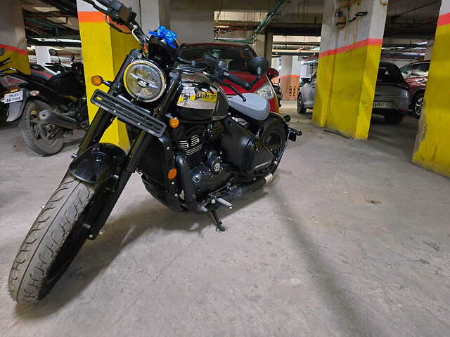 Second Hand Jawa 42 Bobber Black Mirror and Red Sheen - Alloy Wheel in Chennai