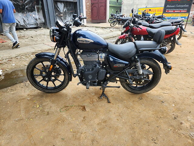 Second Hand Royal Enfield Meteor 350 Stellar in Noida