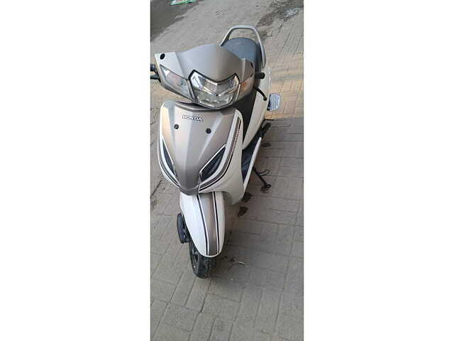 Second Hand Honda Activa 5G Deluxe - Limited Edition in Pune