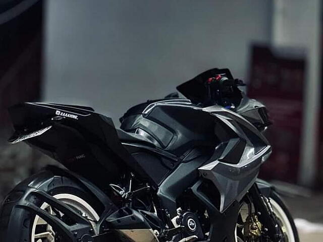 Second Hand Bajaj Pulsar RS 200 Demon Black ABS in Coimbatore