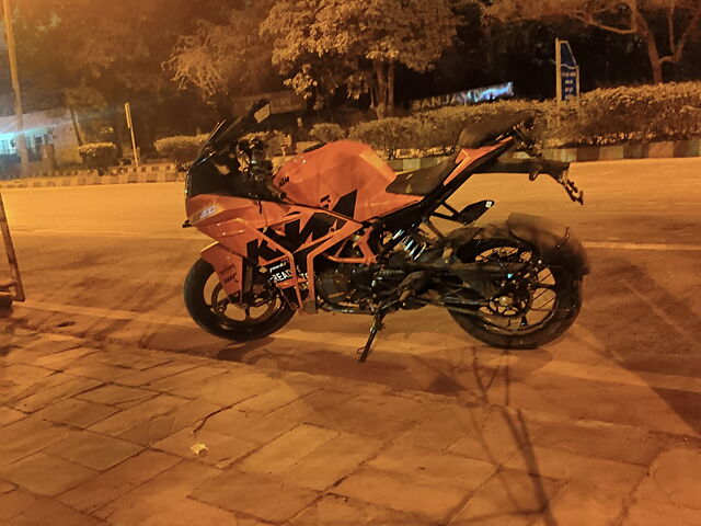 Second Hand KTM RC 200 [2020] BS VI in Delhi