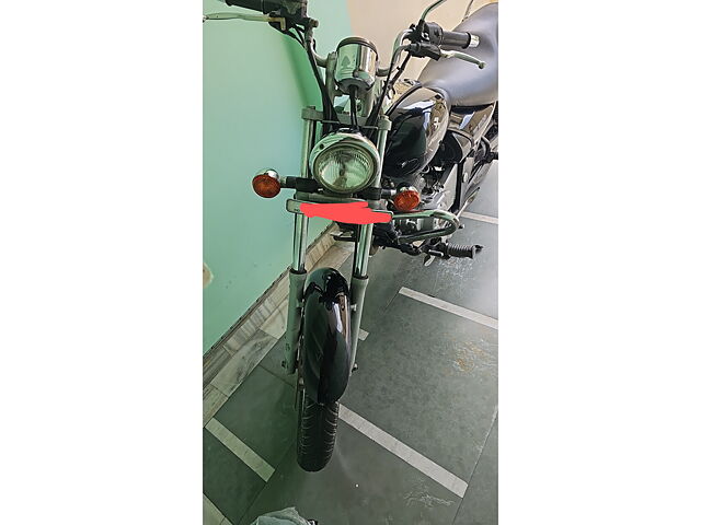 Second Hand Bajaj Avenger [2015] 220 DTS- i in Meerut