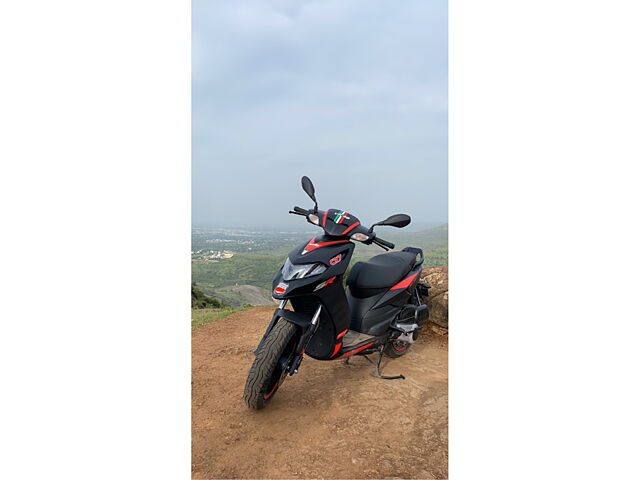 Second Hand Aprilia SR 160 Carbon in Pune