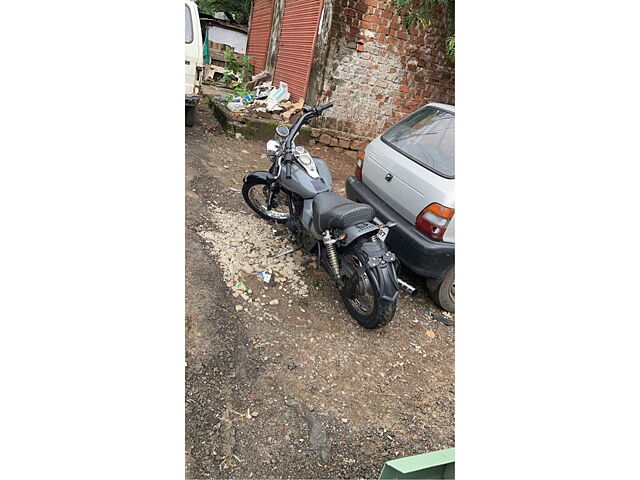 Second Hand Bajaj Avenger Street 160 Standard in Bhopal