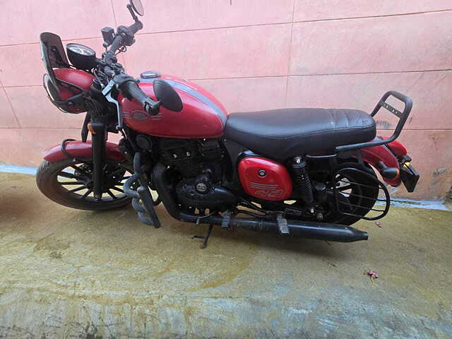 Second Hand Jawa 42 1 Channel - Spoke - Voyager Red - Asteroid Grey - Odyssey Black in Coimbatore