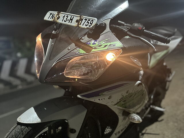 Second Hand Yamaha YZF R15 [2011-2018] V 2.0 in Chennai