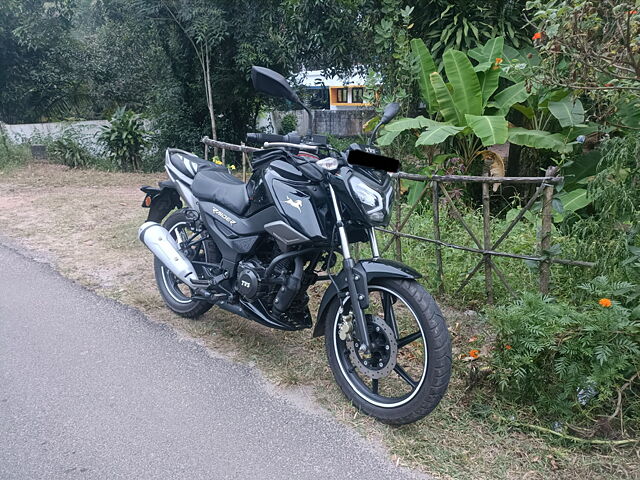 Second Hand TVS Raider 125 Split Seat - Disc in Kochi