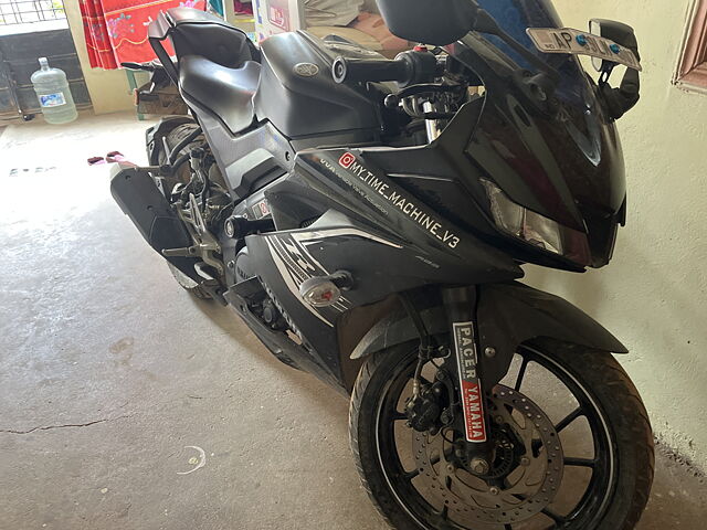 Second Hand Yamaha YZF R15 V3 DarkNight - ABS BS VI in Madanapalle