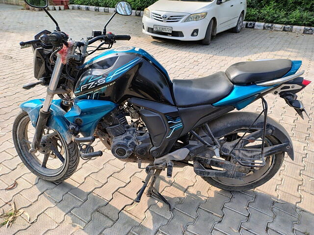 Second Hand Yamaha FZ S V 2.0 Standard in Faridabad