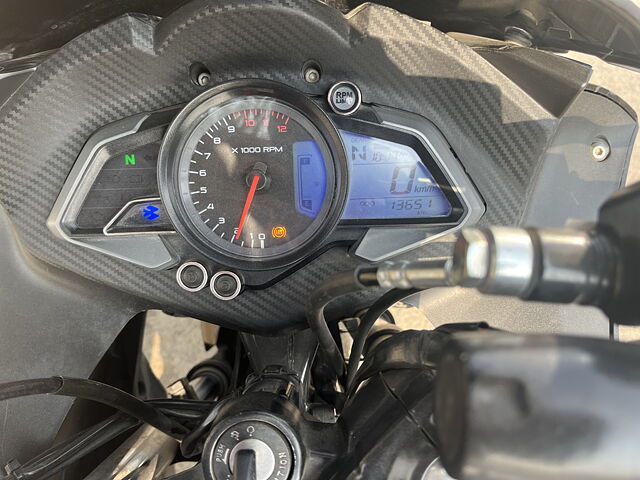 Second Hand Bajaj Pulsar RS 200 Demon Black ABS in Gurgaon