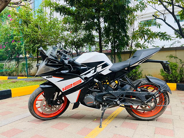 Ktm rc 125 second hand price online